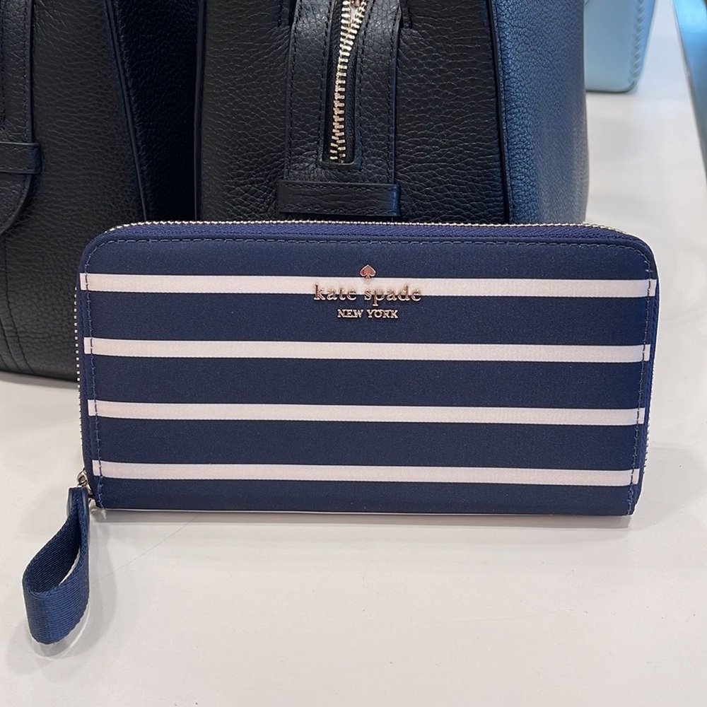 Kate Spade Chelsea Nylon Large Continental Wallet
Color: Parisian Night 
NWT - Picture 7 of 16